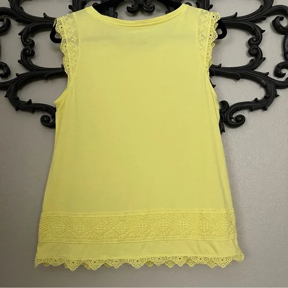 Talbots Top Cap Sleeve Eyelet Lace Trim Size Medium Petite - Picture 4 of 12